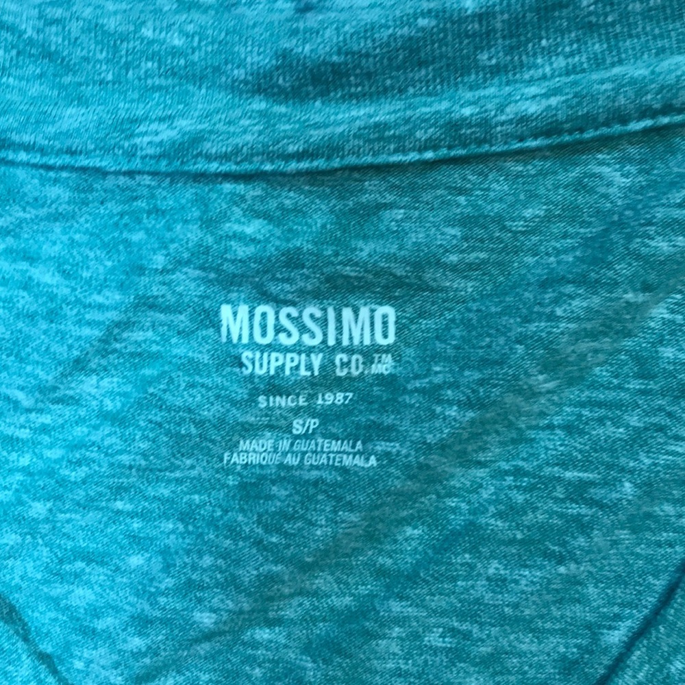 Vneck bundle - Picture 4 of 7